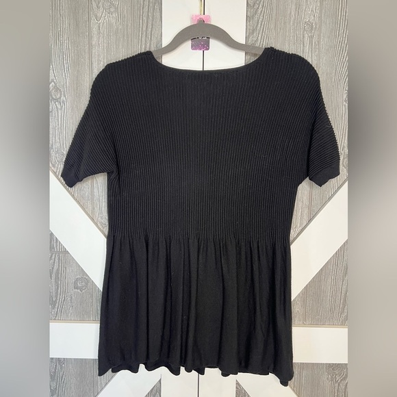 287. LOFT Black Ribbed Short Sleeve Top S - Picture 5 of 5
